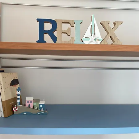 בית נופש Vistamare Piedigrotta Casa Sul Mare *